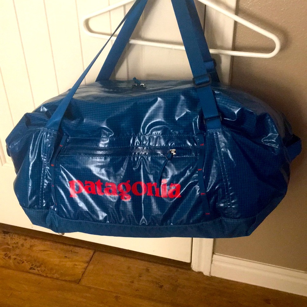 Patagonia Black Hole Lightweight Duffel Bag 45L BEAUTIFUL